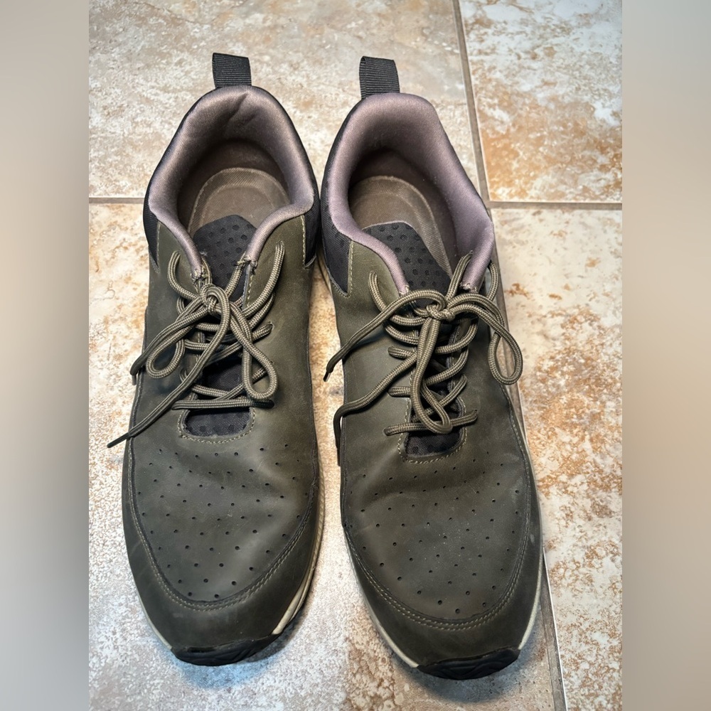 Rockport Men's Dark Green Sneakers